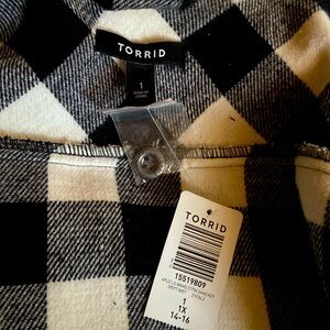 Torrid checkered cotton women’s coat size 14-16